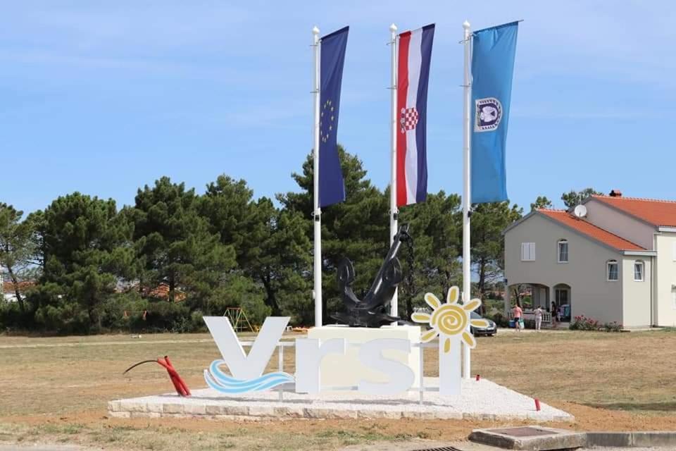 Apartman Zvoncica Vrsi Exterior foto
